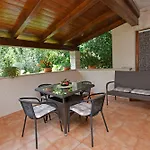 Slavica Vrvari Apartment *