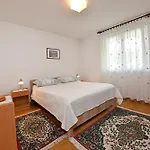 Apartment Slavica Vrvari Porec