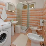 Slavica Vrvari Apartment *