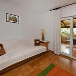 Slavica Vrvari Apartment Porec