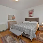 Slavica Vrvari Apartment *