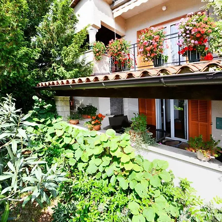 Apartament Slavica Vrvari *