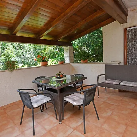 Slavica Vrvari Apartament *