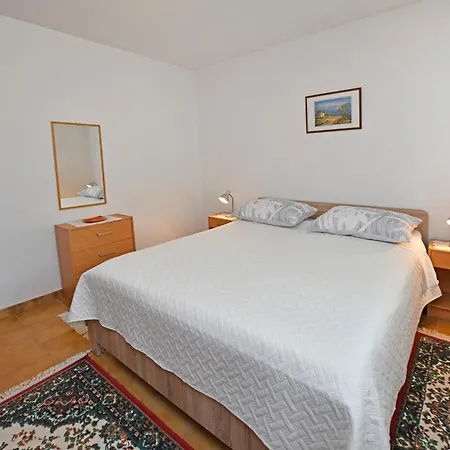Apartament Slavica Vrvari