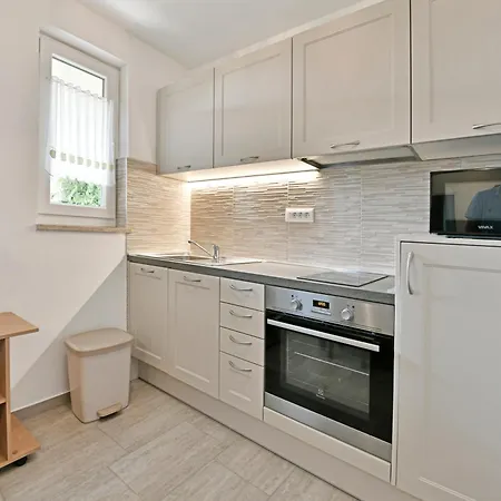 Slavica Vrvari Apartament