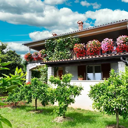 Slavica Vrvari Apartman Porec