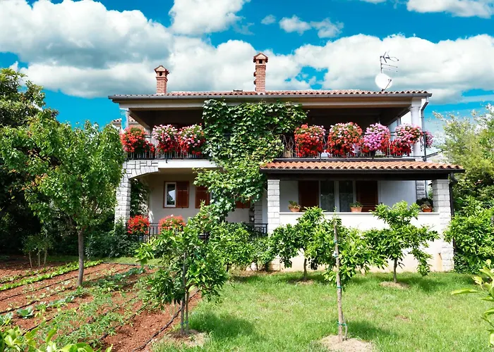Slavica Vrvari Apartman *