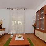 Slavica Vrvari Apartment Porec