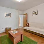 Slavica Vrvari Apartment