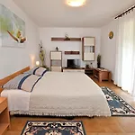 Slavica Vrvari * Porec