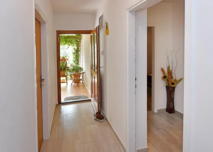 Slavica Vrvari * Poreč